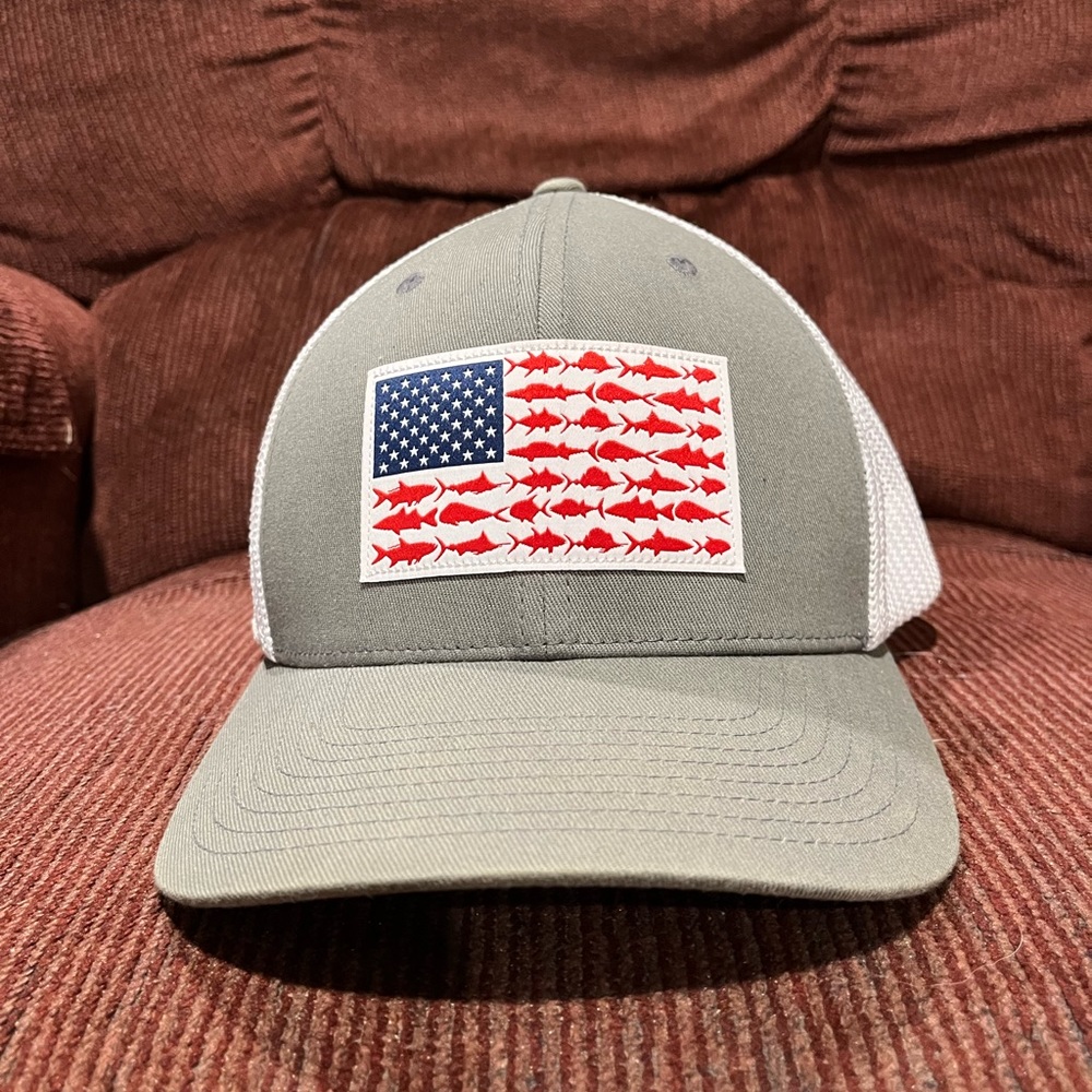 Columbia PFG Mesh Fish Flag Hat